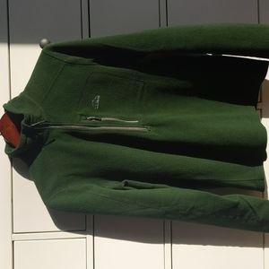 Small men's LL Bean quarter zip green